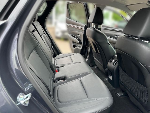 Fahrzeugabbildung Hyundai Tucson Prime Plug-In Hybrid 4WD +ESC+Leder+Digit