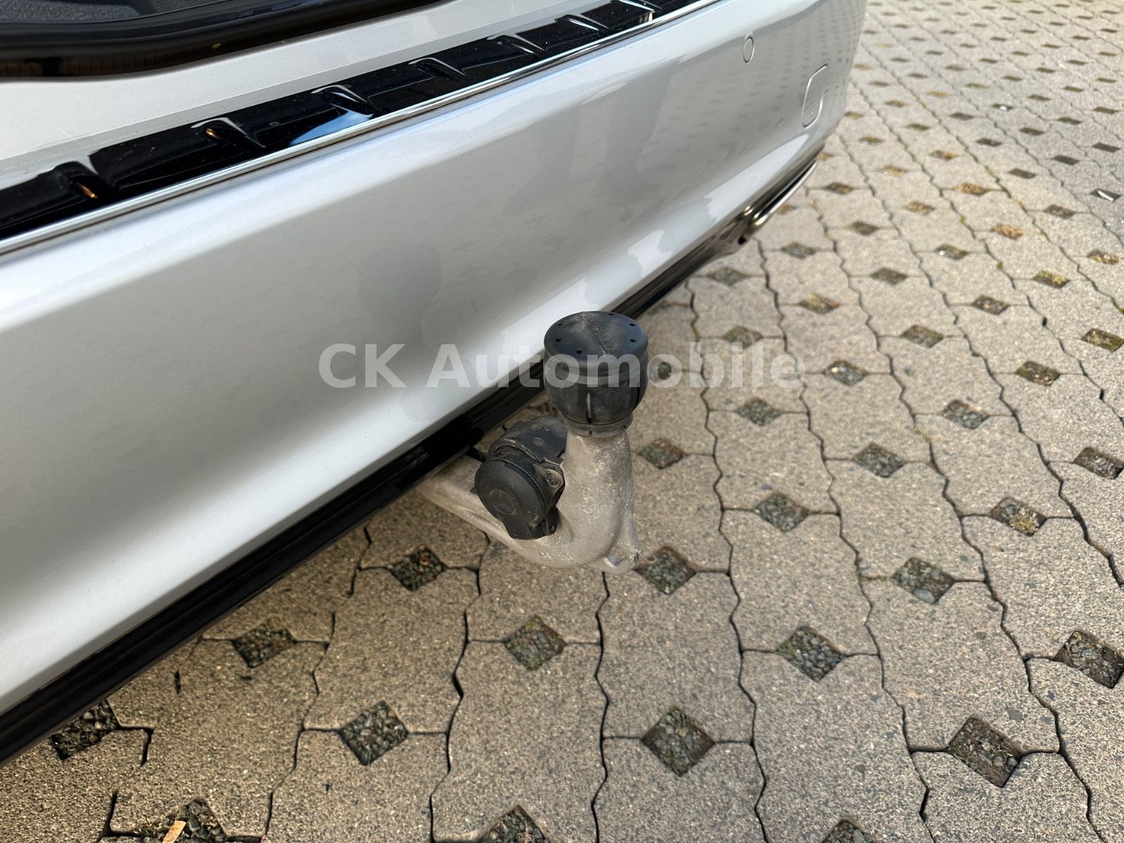 Fahrzeugabbildung Mercedes-Benz B 220 4Matic AMG-Line/Navi/Tempomat/PDC/AHK