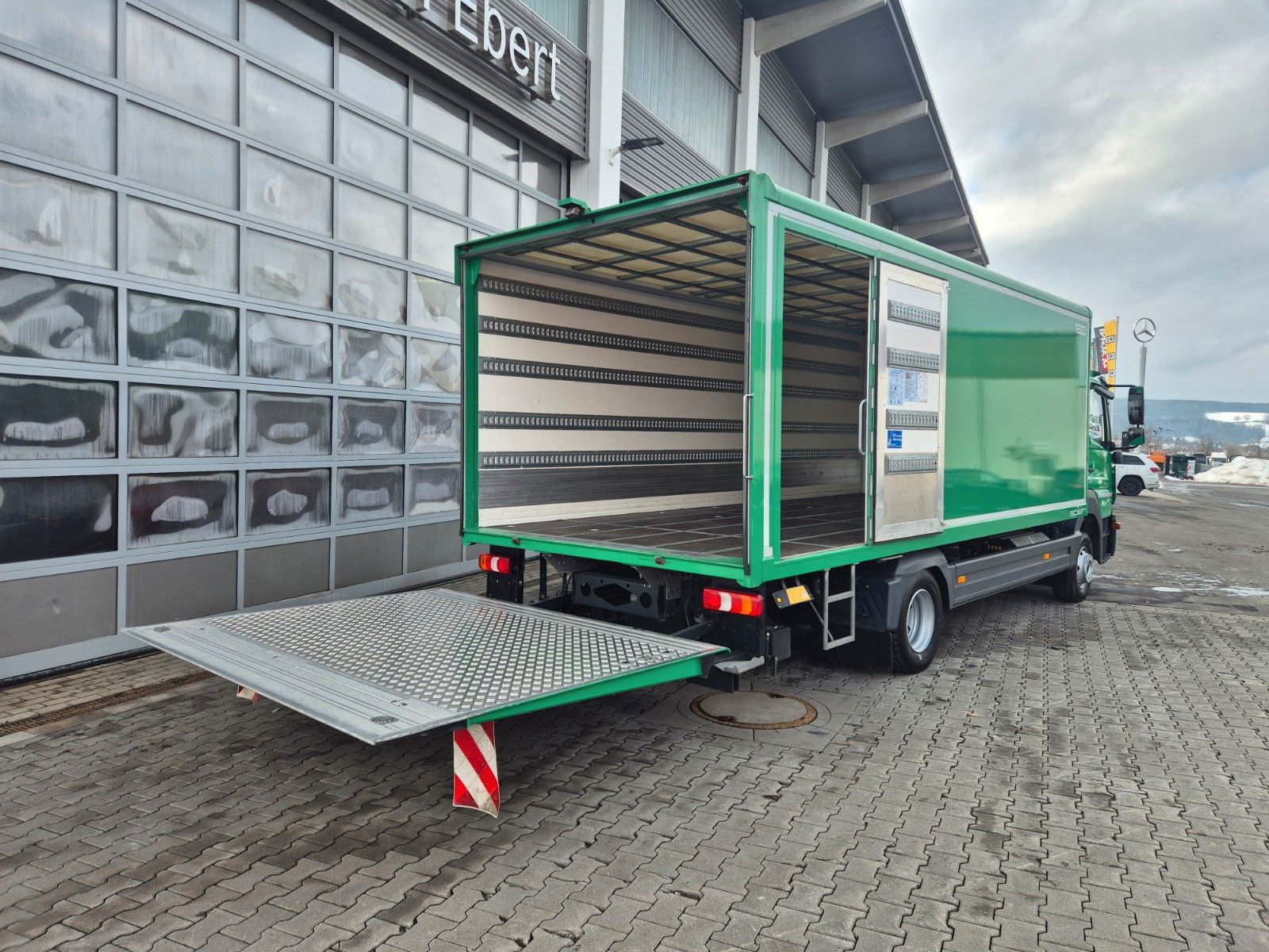 Fahrzeugabbildung Mercedes-Benz Atego 1223 L LBW 2.000kg Klima