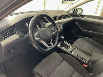 Volkswagen Passat - 9