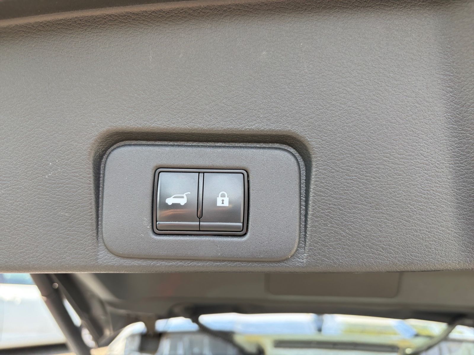 Fahrzeugabbildung Nissan X-Trail 1.5 VC-T e-Power Tekna+ e-4ORCE*360°Kame