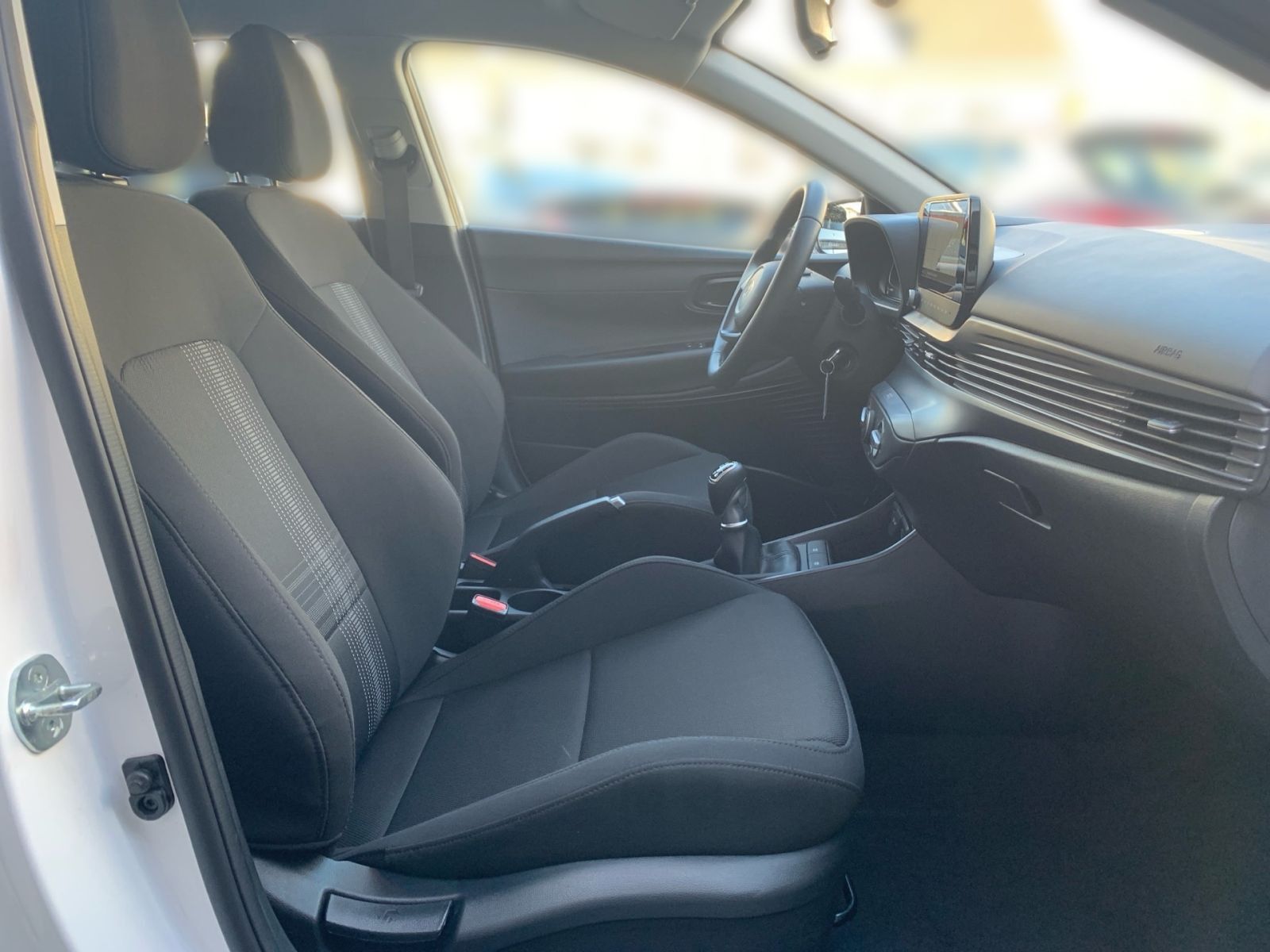 Fahrzeugabbildung Hyundai BAYON 1.0 T-GDI Select Navi Kamera