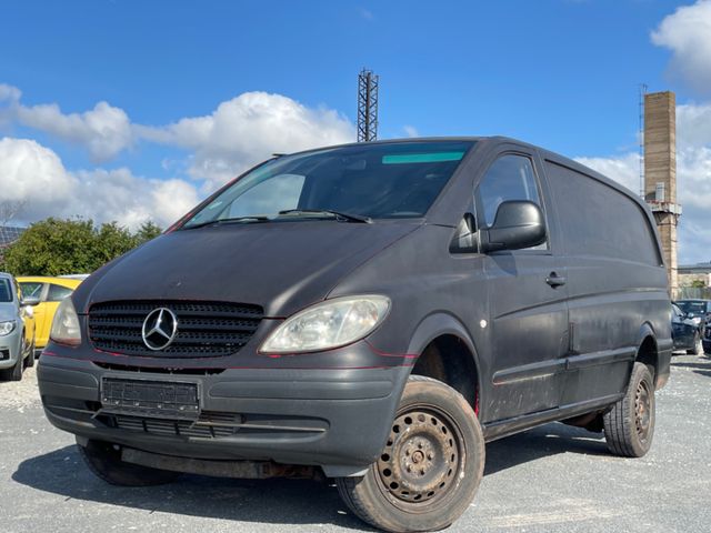 Mercedes-Benz Vito 111 CDI  4X4