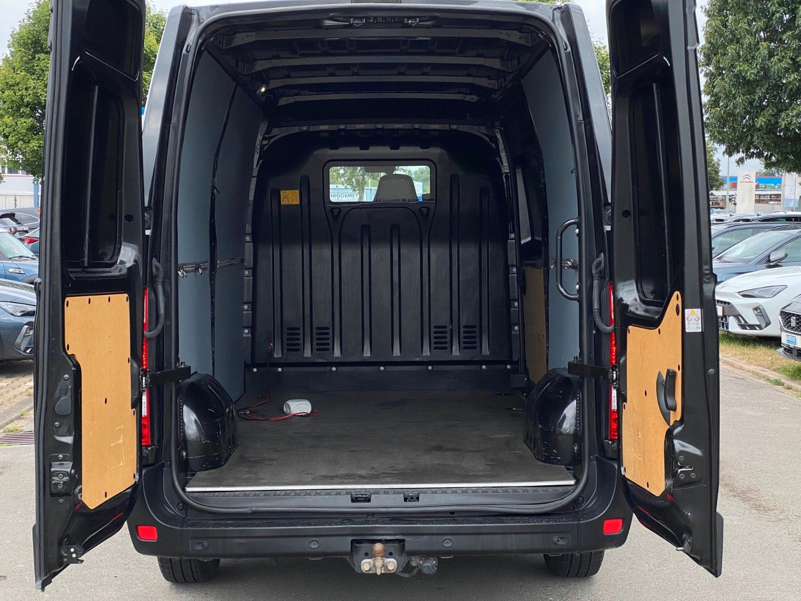 Fahrzeugabbildung Opel Movano B 2.3 CDTI L2H2 NAVI+KAMERA+TEMPOMAT+AHK+