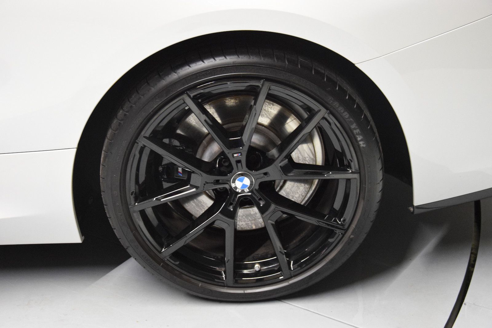 Fahrzeugabbildung BMW 840i M Sport Pro Cabrio HuD Sitzlklima Laser B&W