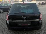 Opel Astra Caravan 1.6 AUTOMATIK TÜV 01.2027 - Opel Astra aus 2008: Kombi