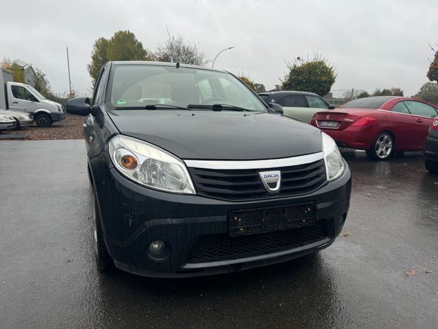 Dacia Sandero Laureate