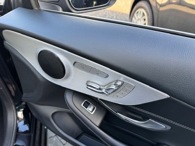 Fahrzeugabbildung Mercedes-Benz C 200 Cabrio LED NAVI ALU PDC