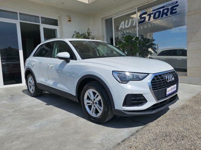 Audi AUDI Q3 35 TDI quattro S tronic Business Advance