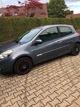 Renault Clio Dynamique 1.2 16V TCE Eco2 Dynamique - Renault Clio mit Benzin-Antrieb: Limousine, Tce Dynamique