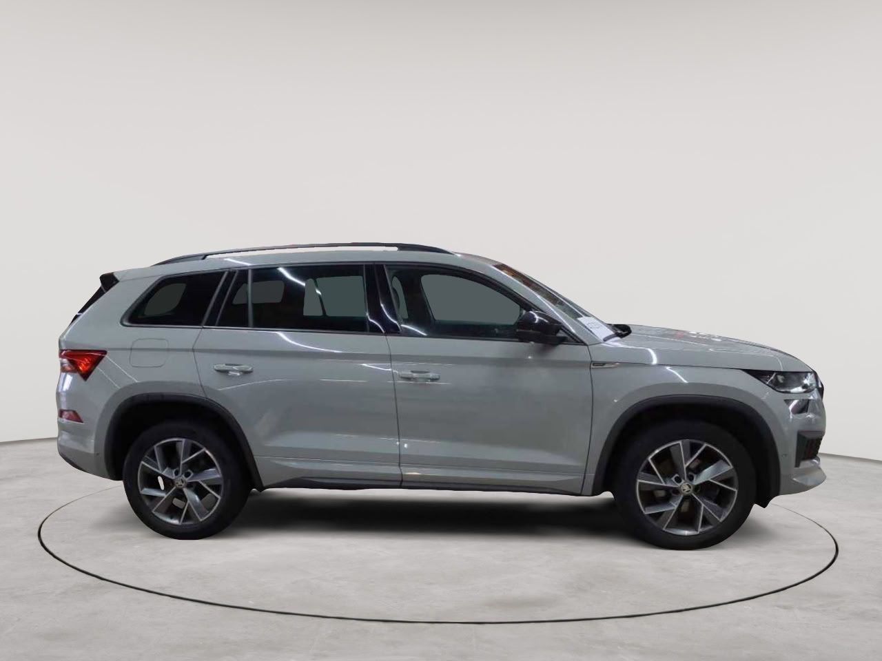 Skoda Kodiaq 2.0 TDI DSG Sportline NAV KAM ACC imagem 3
