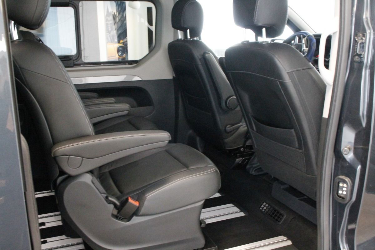 Fahrzeugabbildung Renault Trafic Combi L2H1 Grand SpaceClass