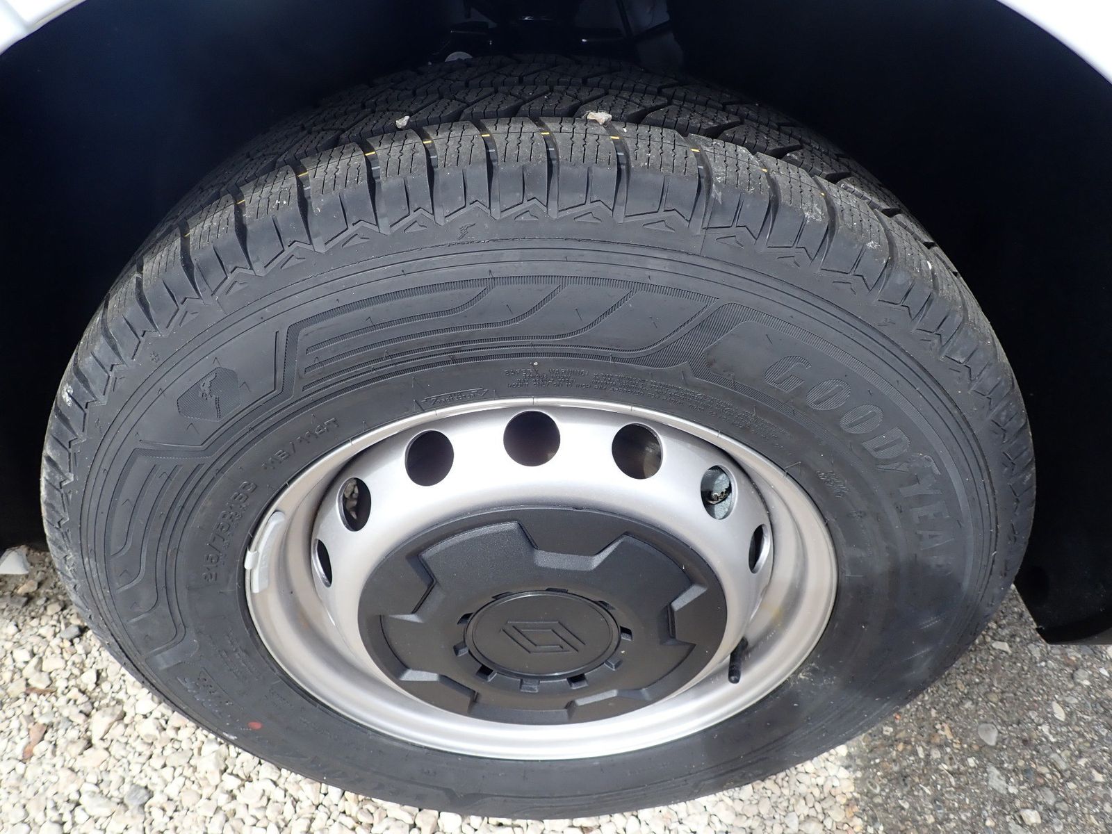 Fahrzeugabbildung Renault Master Kastenwagen FWD Kasten extra L2H2 3,5t Bl