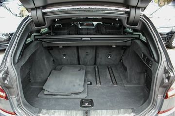 Fahrzeugabbildung BMW 320 d xDrive M Sport WINTERFREUDE LASER HUD 19''