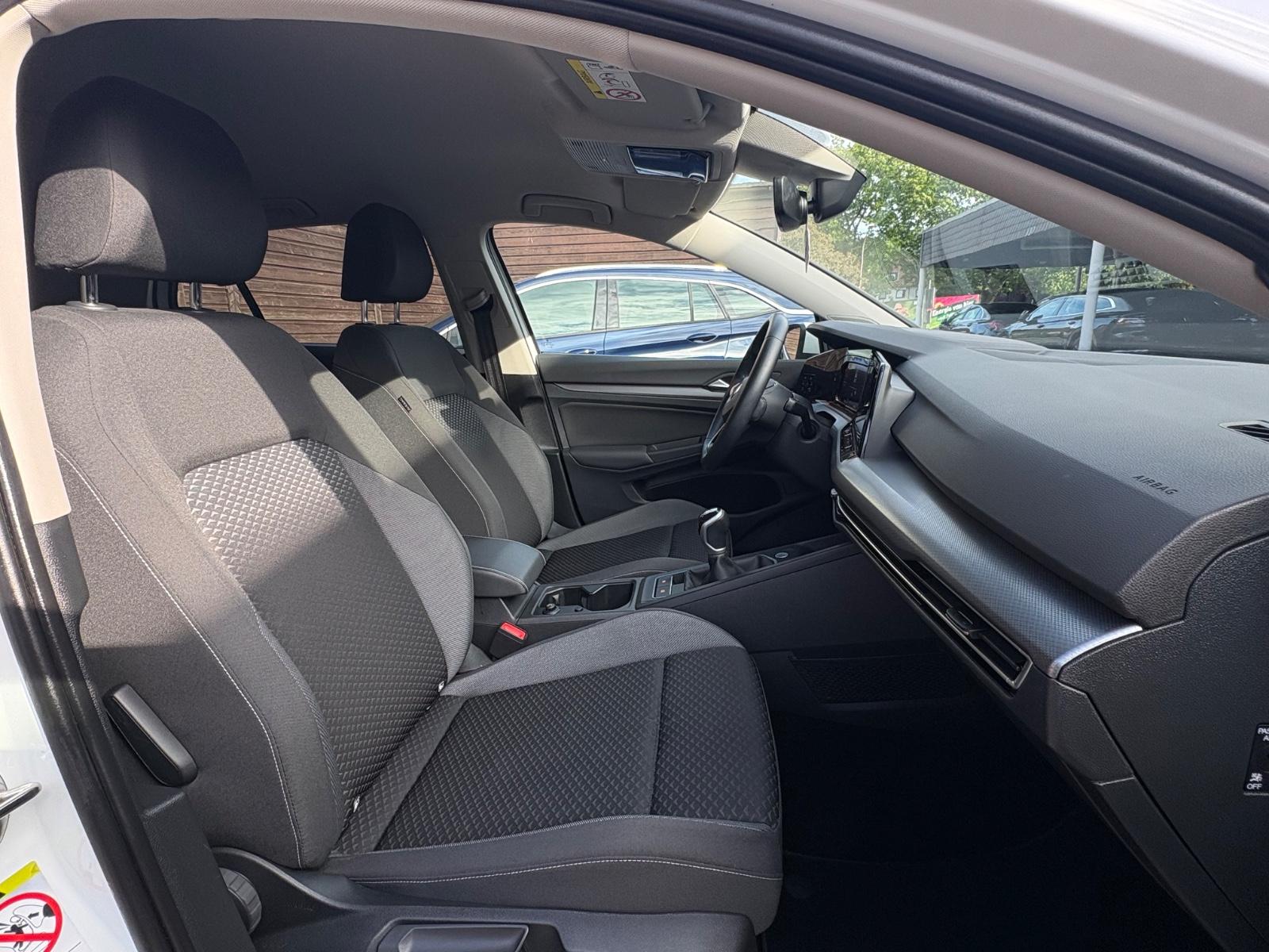 Volkswagen Golf VIII Lim. Active StHz/HuD/Kamera/ACC/Ambien, миниатюра 14