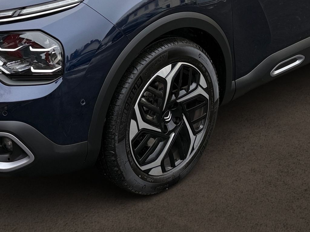 Fahrzeugabbildung Citroën C4 X PureTech 130 Stop&Start EAT8 MAX
