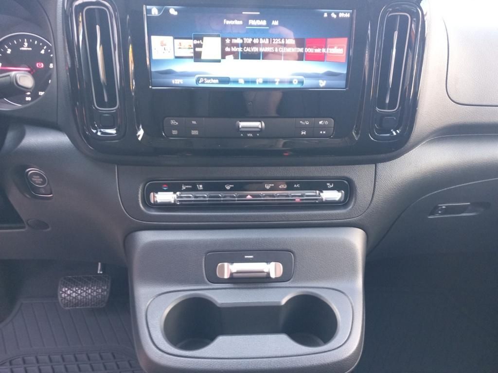 Fahrzeugabbildung Mercedes-Benz Vito 119 CDI Tourer Select lang LED*AHK*Navi