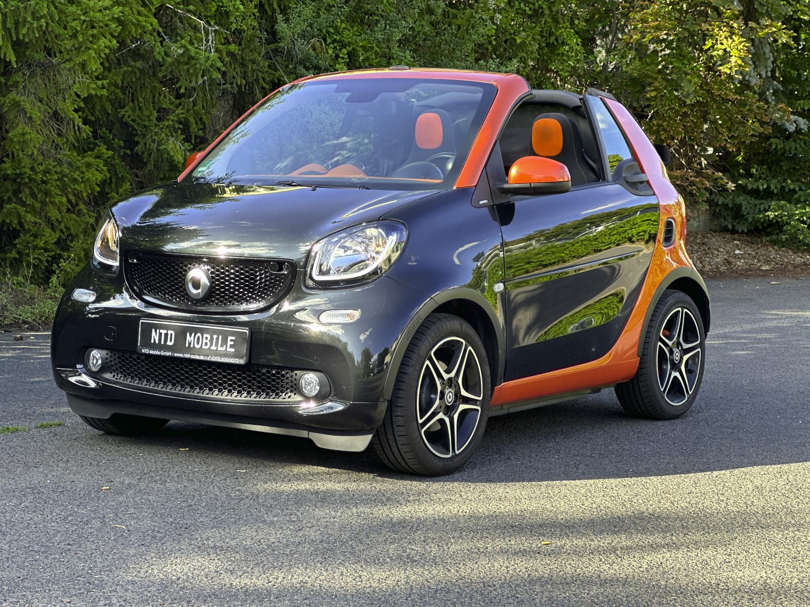 Smart ForTwo cabrio 0.9 Turbo 66 kW +1.HAND+KLIMA+JBL