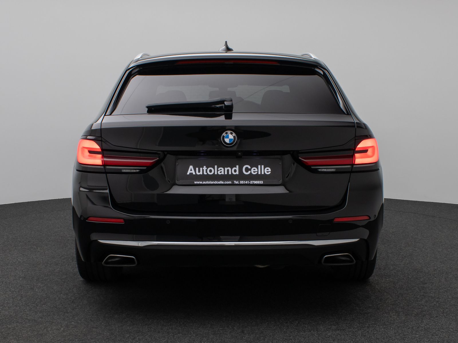 Fahrzeugabbildung BMW 530d xD  Luxury Line Kamera DAB H/K Lenkrhzg AHK