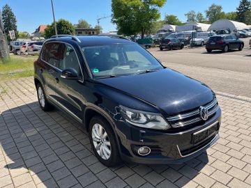 Volkswagen Tiguan - 5