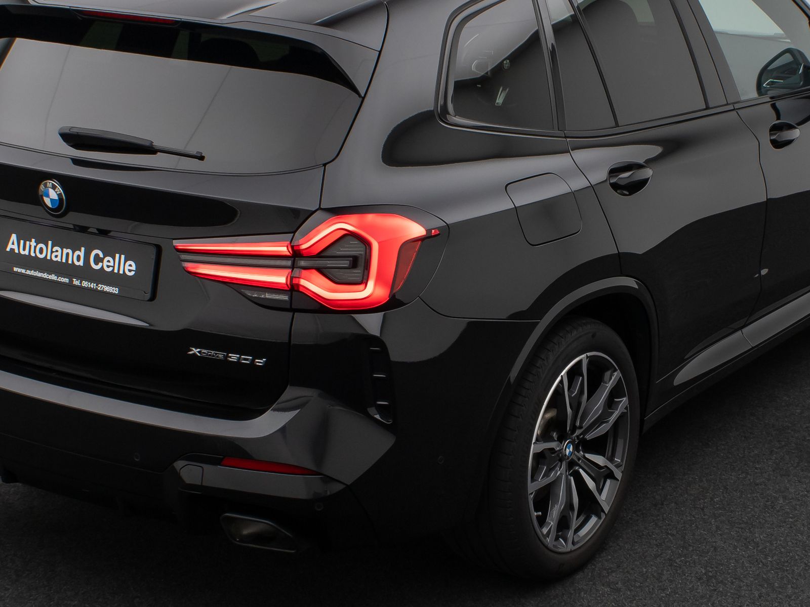 Fahrzeugabbildung BMW X3 xD30d M Sport Kamera Laser DAB HiFi AHK 20"
