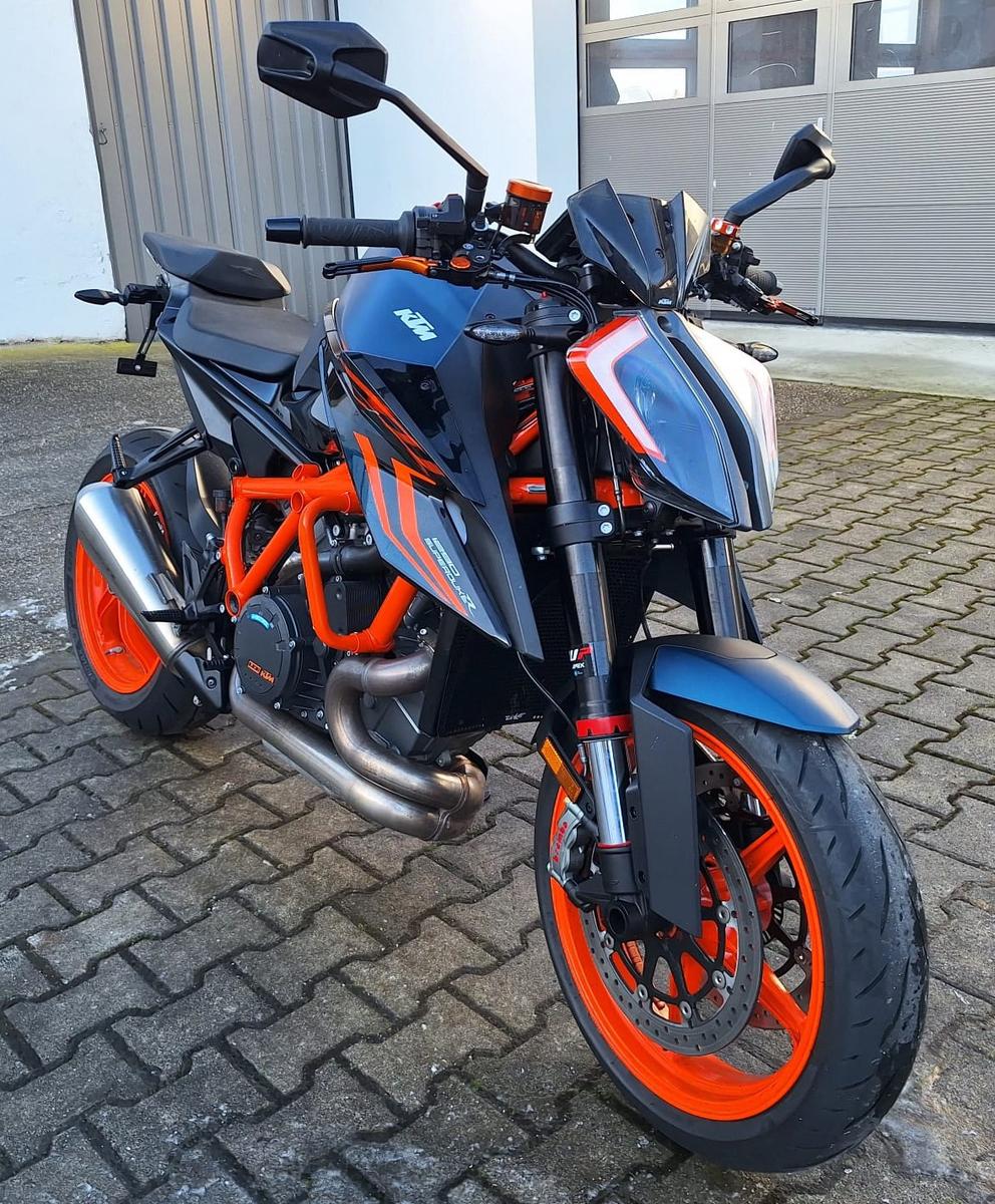 KTM 1290 Super Duke R, TechPack, Garantie 05/2027
