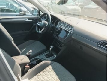 Volkswagen Tiguan - 5