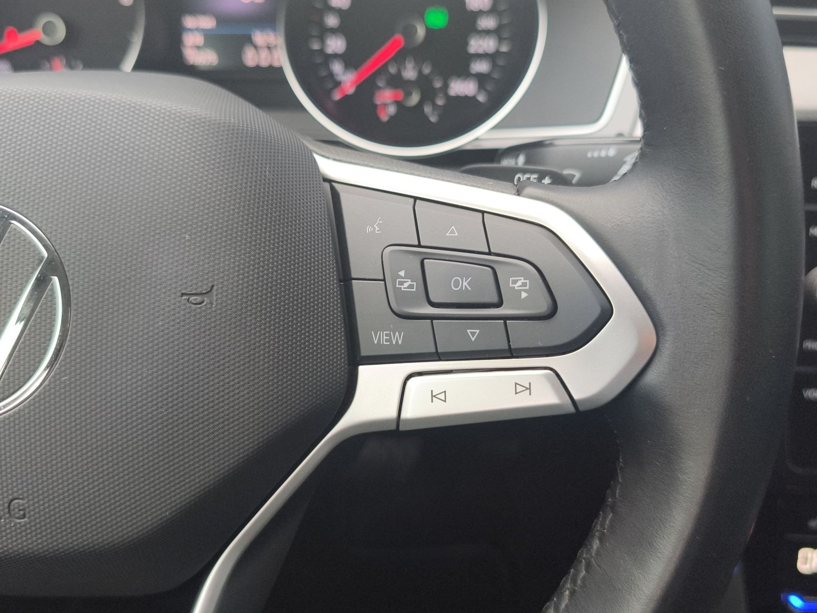 Volkswagen Passat Variant - Bild 17