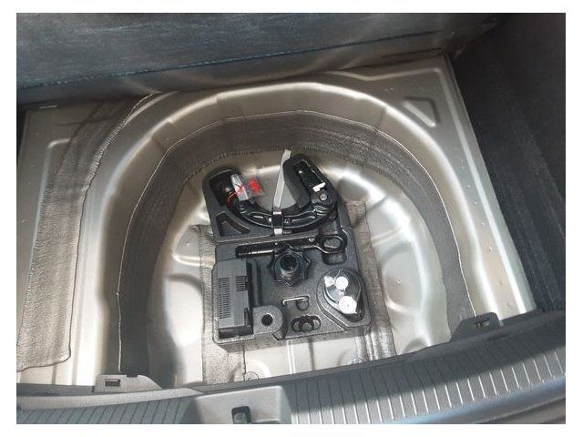 Fahrzeugabbildung Volkswagen Taigo Life TSI *AHK*LED*PDC*Sitzhzg*App-C.*