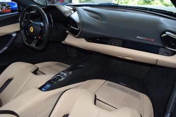 صورة 9 لـ 2022 Ferrari 296 GTS