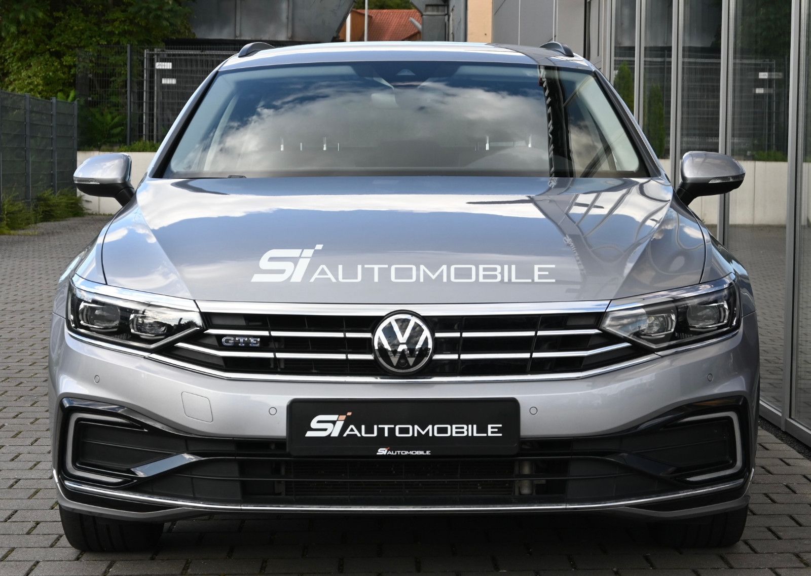Fahrzeugabbildung Volkswagen Passat Variant 1.4 TSI DSG GTE °ACC°AHK°IQ°360°
