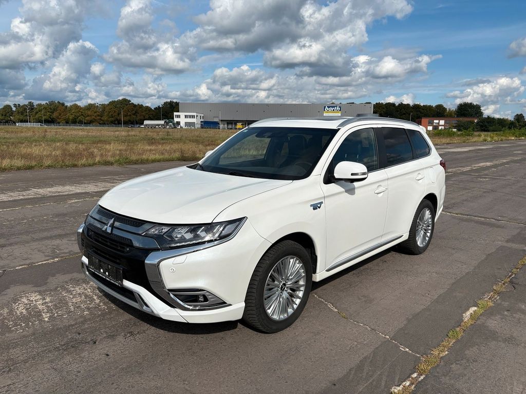 Image of Mitsubishi Outlander