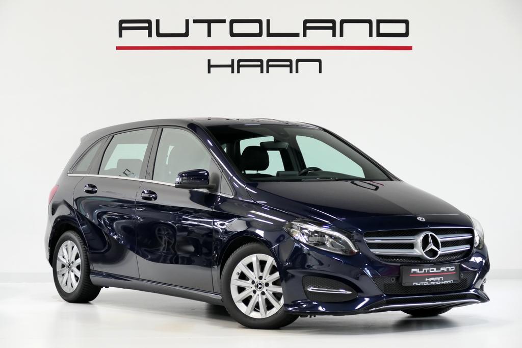 Mercedes-Benz B 180