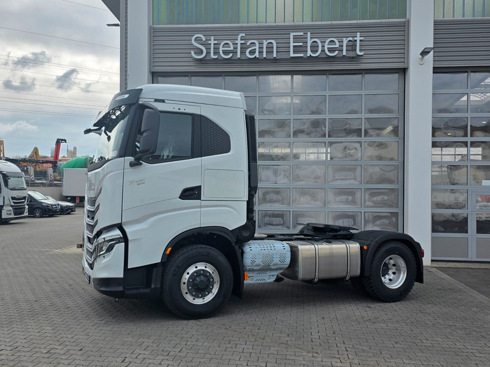 Fahrzeugabbildung Iveco X-Way AS440S50T/P 4x4 HI-TRACTION Intarder Alu