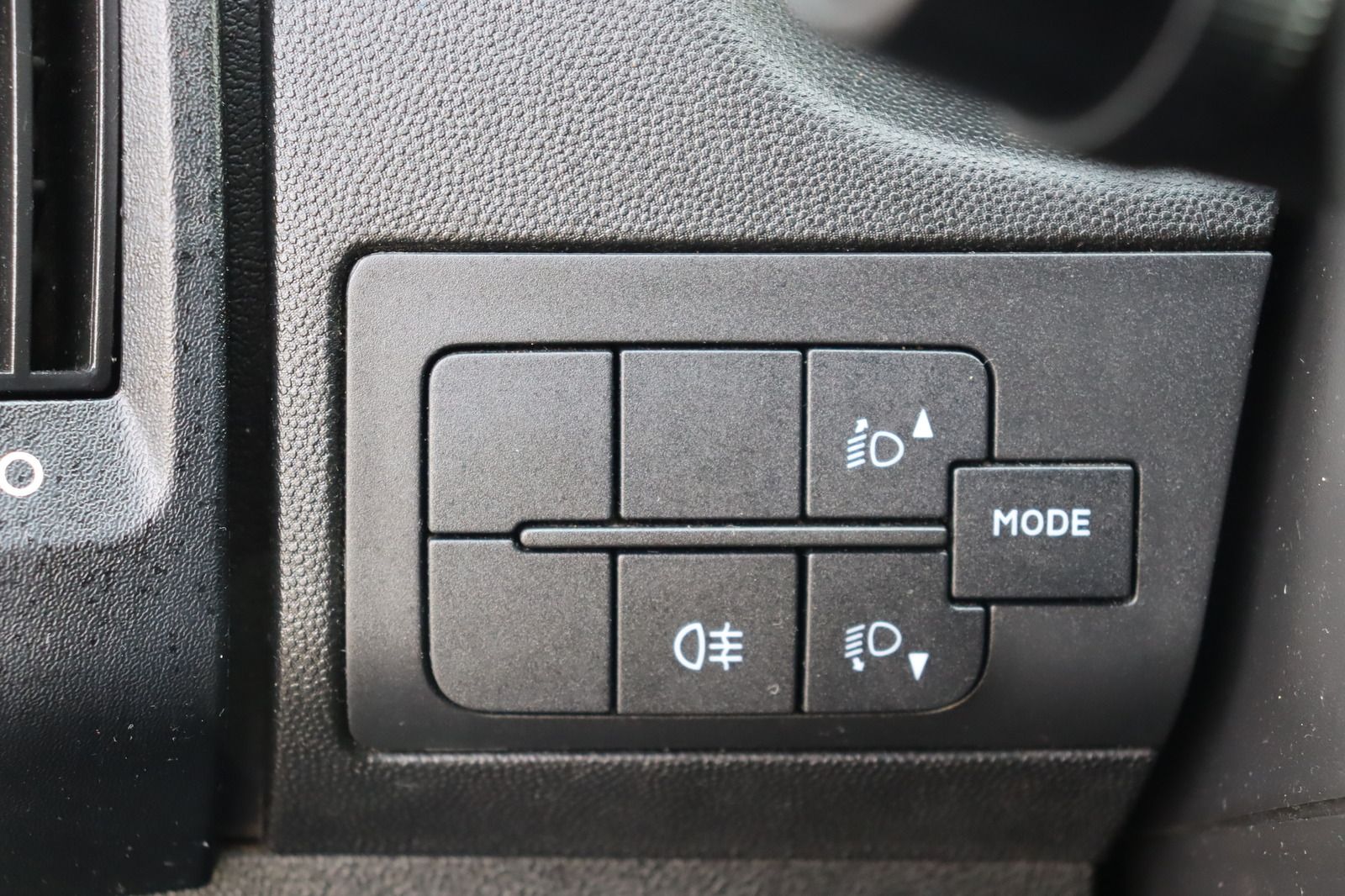 Fahrzeugabbildung Citroën Jumper 2.2d DOKA Kipper 7 Sitzer 1. Hand