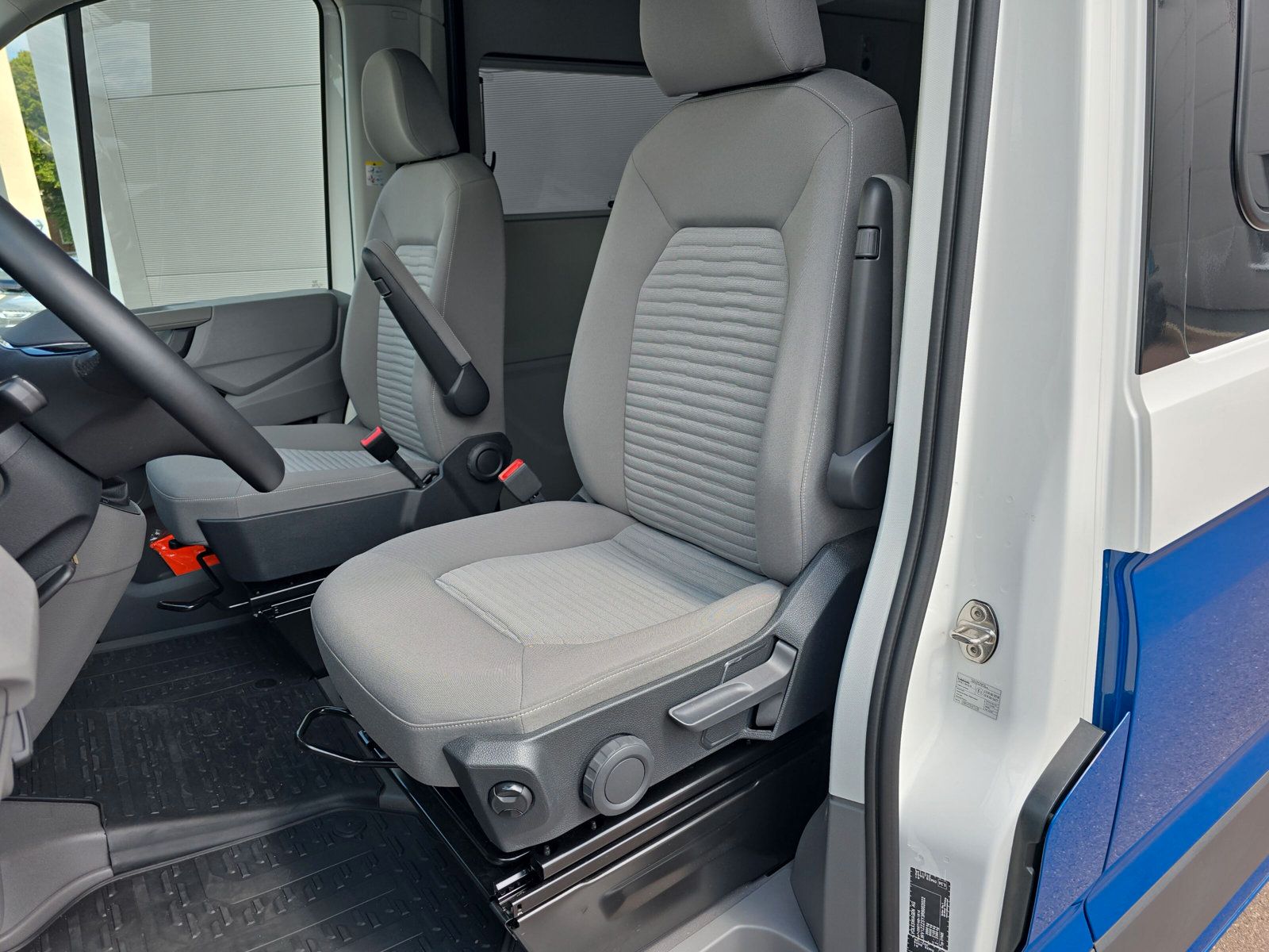 Fahrzeugabbildung Volkswagen Grand California 680 DSG LED STANDHZG AHK