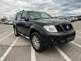 Nissan Pathfinder 2.5 dCi LE 7 sitzer - gebrauchte Nissan Pathfinder aus dem Jahr 2012