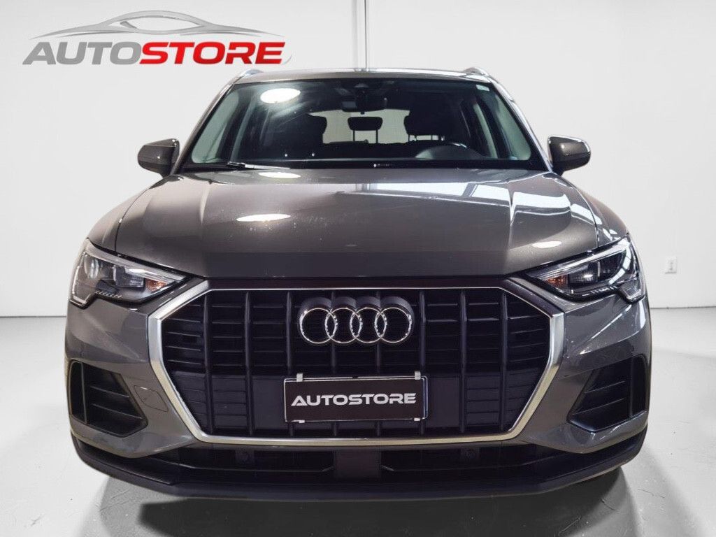 Image of Audi Q3