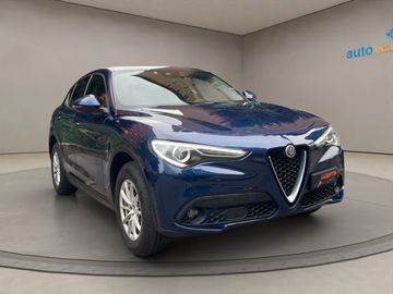 Alfa-Romeo Stelvio - 3