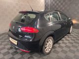 Seat Leon 2.0 TDI CR Style TEMP-EINPARKHILFE-METALLIC - Seat Leon aus 2011