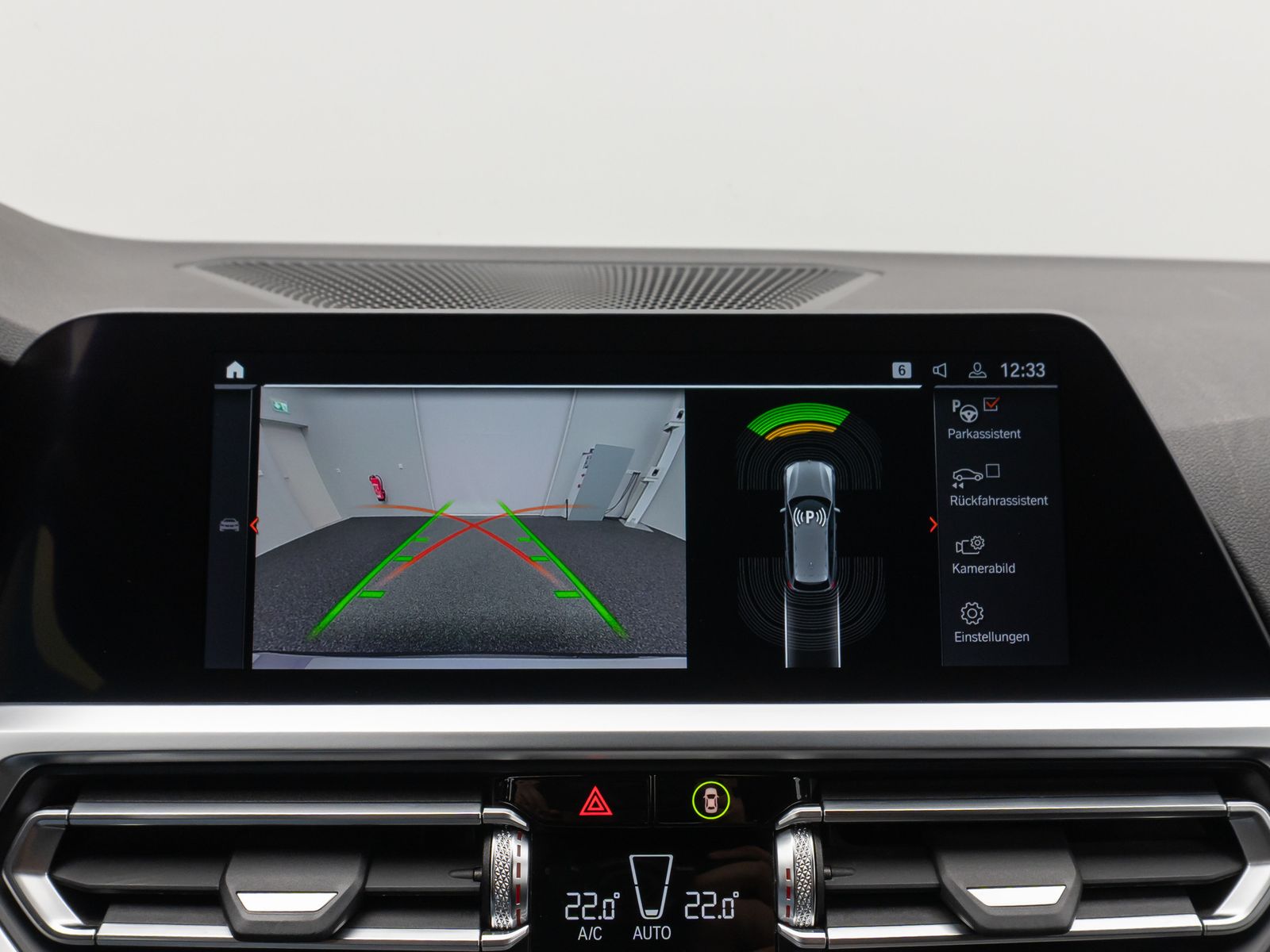 Fahrzeugabbildung BMW 330d M Sport Kamera DAB HiFi Stop&Go Alarm LED