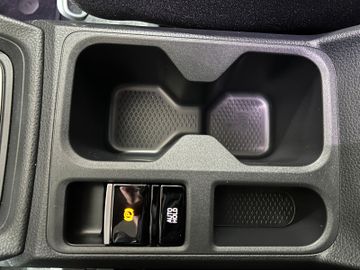 Ford Grand Tourneo Connect PHEV Titanium