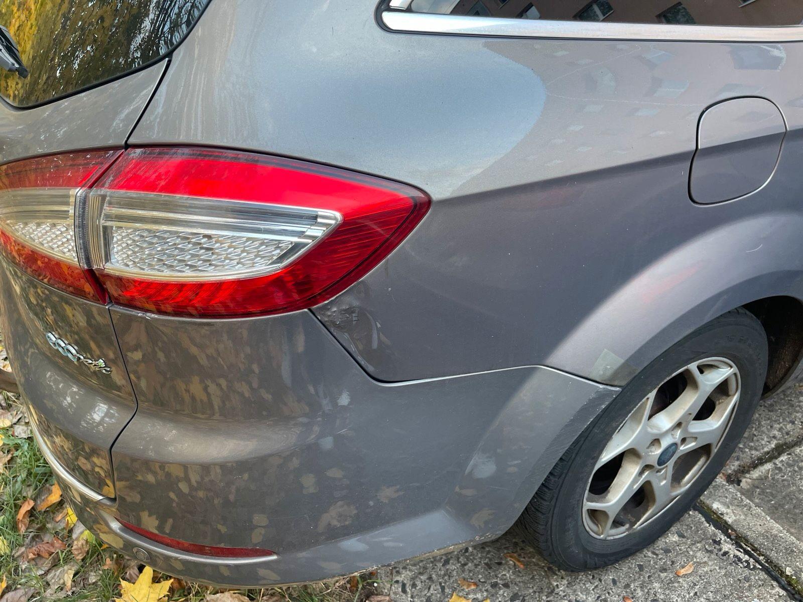 Ford Mondeo 2012 — photo 11