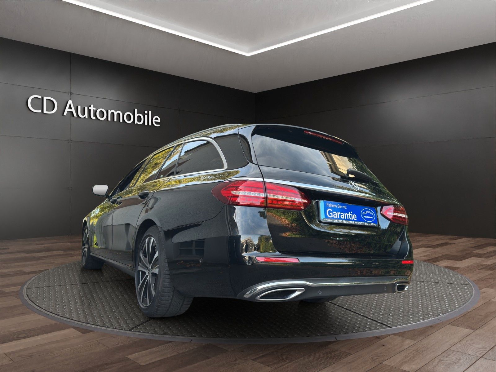 Fahrzeugabbildung Mercedes-Benz E 200 E T-Modell E 200 d