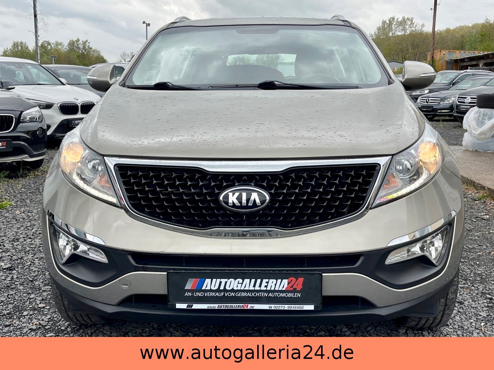 Fahrzeugabbildung Kia Sportage Attract 2WD 1.6 GDI Navi Kamera Tempoma