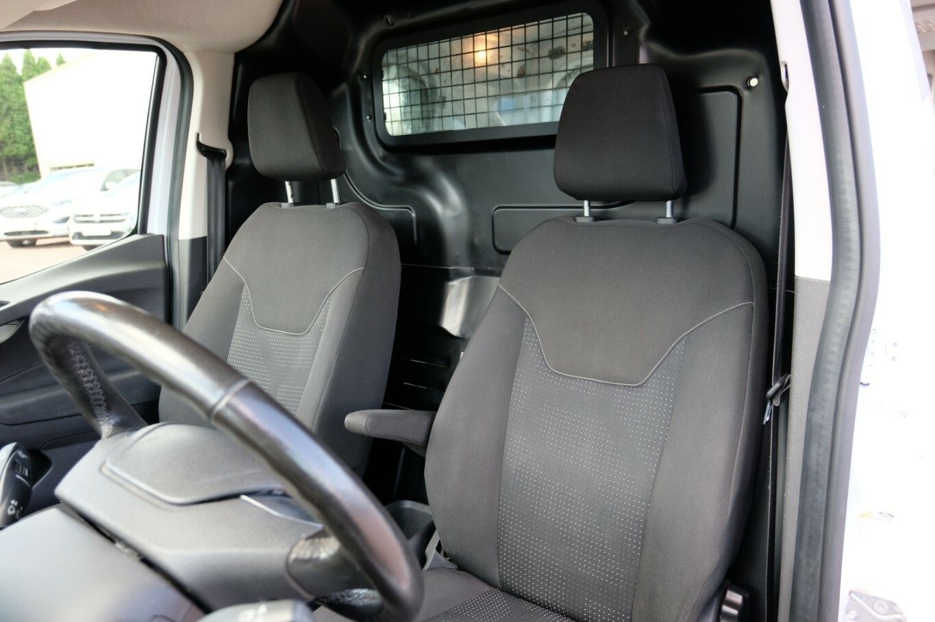 Transit Courier Klima 8-fach 1.Hand