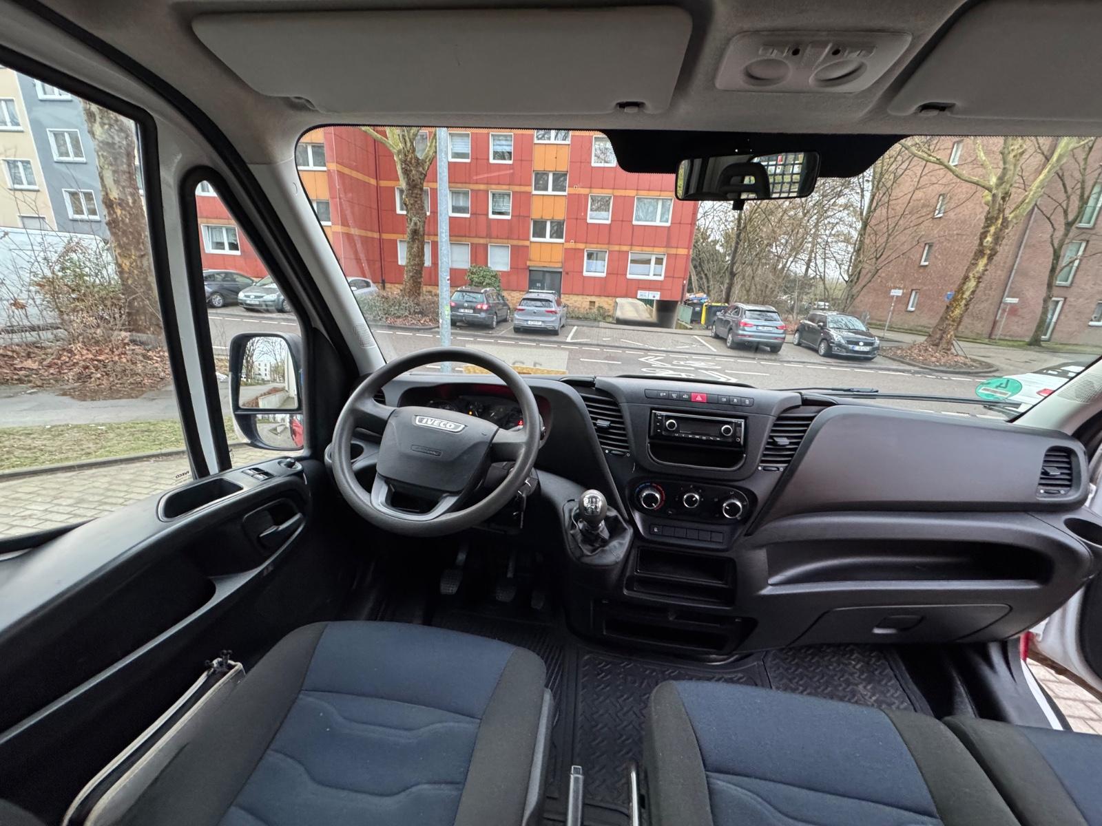 Iveco Daily Fahrgestell Doppelkabine 35 S Pritsche/99
