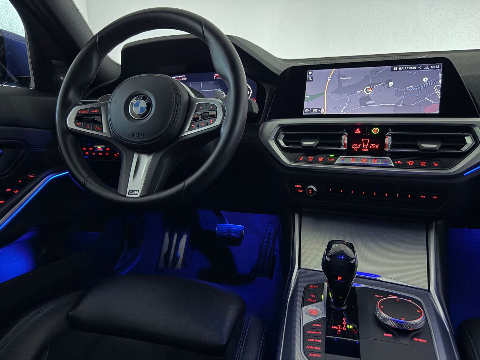 Fahrzeugabbildung BMW 330 i M SPORT/LED/DAB/VRTL COCKPIT/H&K/DE FZG