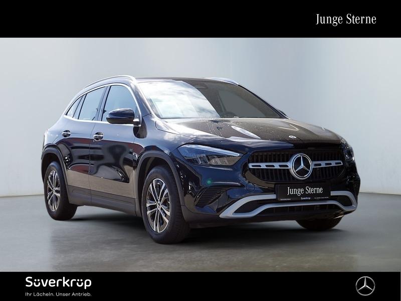 Mercedes-Benz GLA 200 d // DISTR KAMERA SPUR PDC SHZ