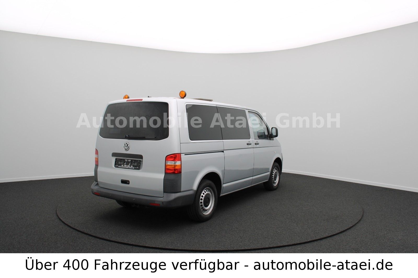 Fahrzeugabbildung Volkswagen T5 Transporter TDI Kombi *Behörde/Camper* (1263)